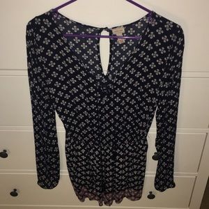 Juniors XS Long sleeve romper